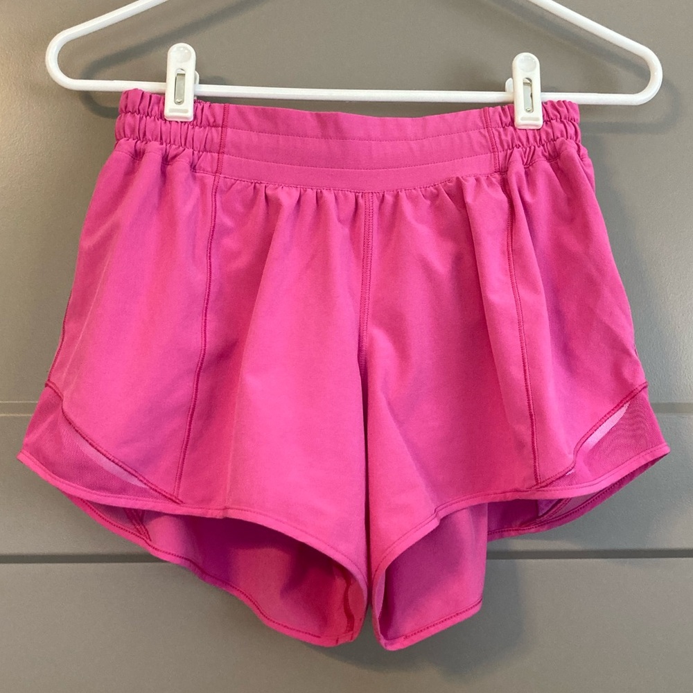 Lululemon Hotty Hot shorts